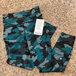Lululemon Base Pace HR tight legging size 6 in teal camo brand new